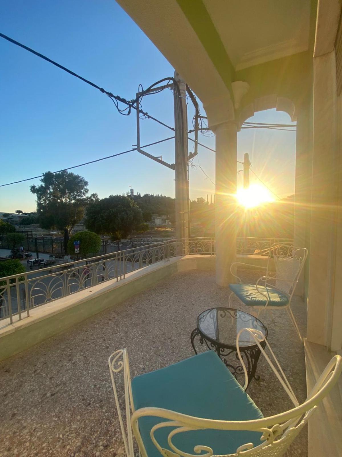 Iris Baroque Apartment Eleusis Exterior foto